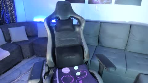 instagramlatin goddessx   im nikoll online show from February 1, 2025, 2:58 am