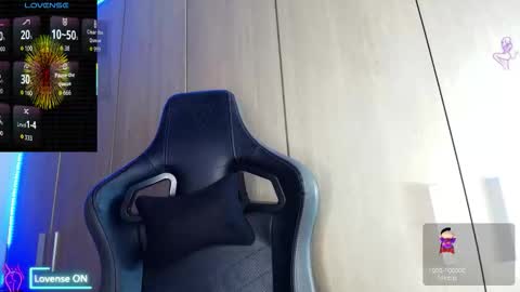 instagramlatin goddessx   im nikoll online show from March 5, 2026, 7:04 am