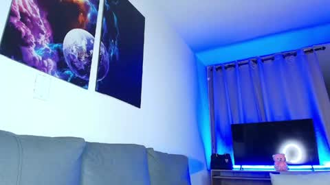 instagramlatin goddessx   im nikoll online show from June 6, 2026, 6:07 am