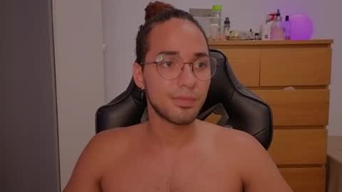  Free OF online show from September 17, 2025, 5:14 pm