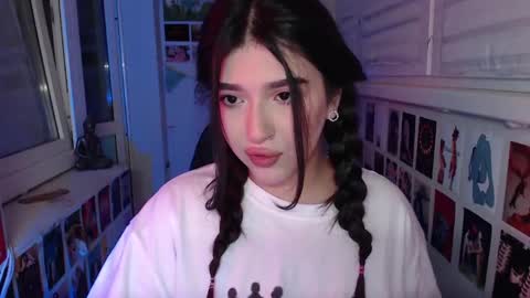 miiiiiiaaaa online show from February 12, 2025, 2:56 am