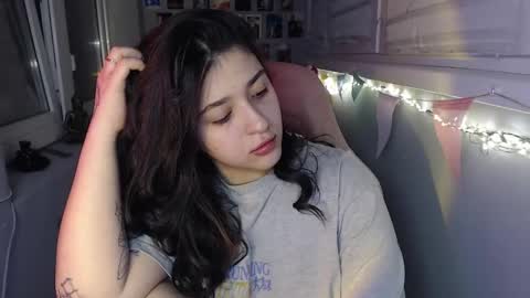 miiiiiiaaaa online show from February 24, 2025, 2:08 am