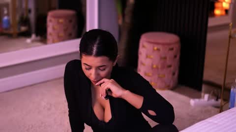 Latina online show from March 17, 2026, 6:00 pm