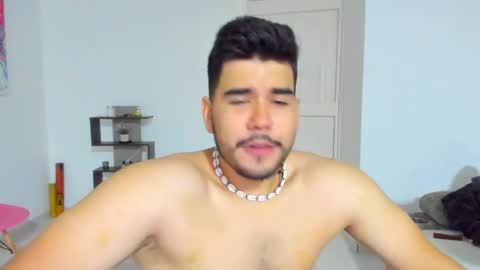 Snapshot of latinbeardcali chatting on March 28, 2026, 3:17 am latinbeardcali online show from March 28, 2026, 3:17 am