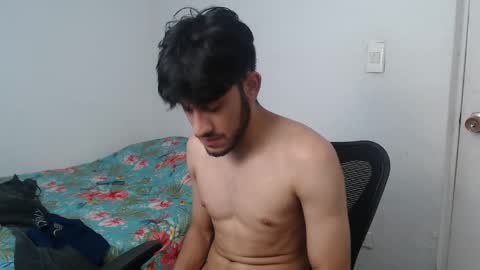 Snapshot of latinbunny7779 chatting on December 20, 2024, 2:19 am camilo online show from December 20, 2024, 2:19 am