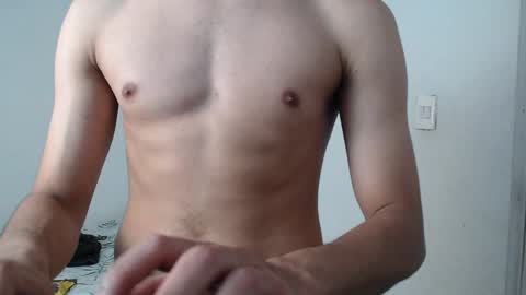 Snapshot of latinbunny7779 chatting on January 4, 2025, 8:28 am camilo online show from January 4, 2025, 8:28 am