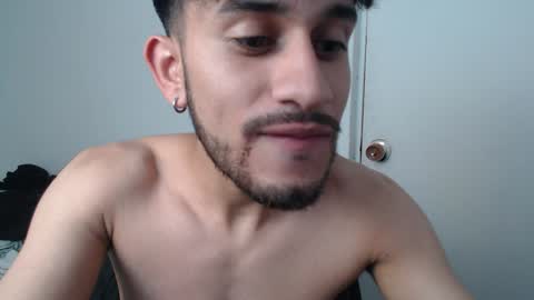 Snapshot of latinbunny7779 chatting on January 9, 2025, 6:36 pm camilo online show from January 9, 2025, 6:36 pm