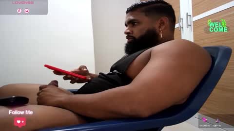 blackBear online show from February 3, 2025, 3:53 am