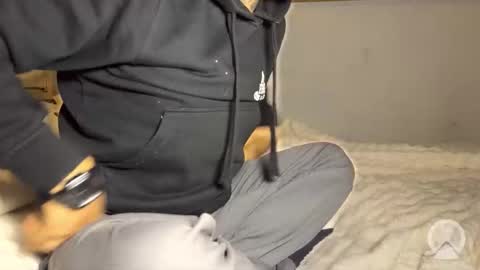 Snapshot of latinhousex chatting on December 4, 2025, 10:24 am Latinhousex online show from December 4, 2025, 10:24 am