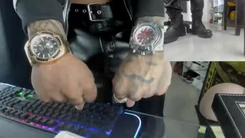 Snapshot of latinking_master chatting on November 5, 2025, 6:19 pm latinking_master online show from November 5, 2025, 6:19 pm