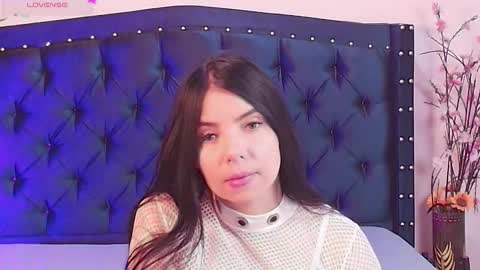 latinnangel online show from November 30, 2025, 12:14 am