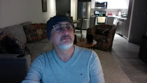 QS - INDEPENDENT MODEL online show from January 30, 2025, 2:27 am