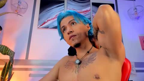latino_boysmiles online show from March 3, 2026, 5:02 am