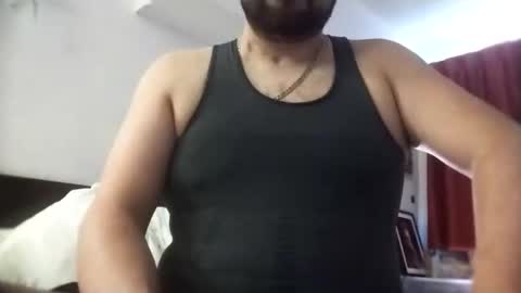 latino_daddy93 online show from February 13, 2026, 3:08 pm