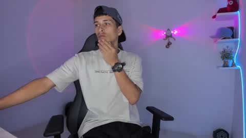 latinoalpha73 online show from March 5, 2026, 3:30 pm