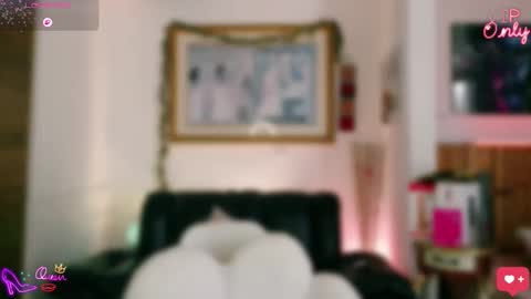 laujgray online show from April 6, 2026, 3:35 pm