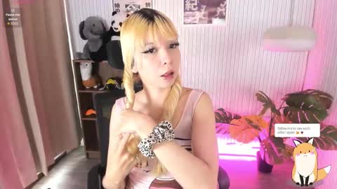 laukyubey1 online show from February 24, 2026, 8:40 pm