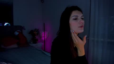 Laura online show from January 17, 2025, 6:15 am