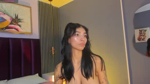 Laura online show from June 3, 2026, 2:33 pm