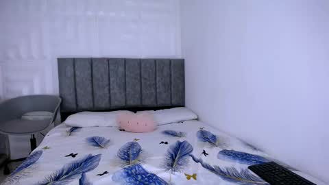 LAURA online show from January 31, 2025, 1:22 am