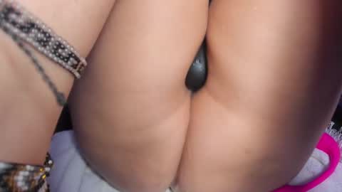 Lura online show from March 1, 2025, 6:21 pm