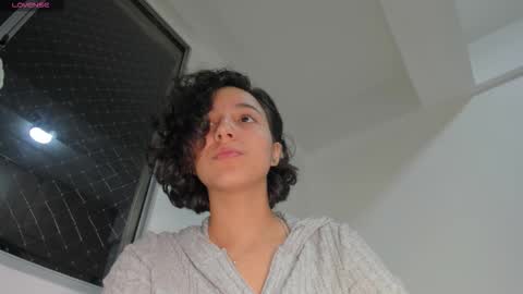 Lura online show from October 1, 2025, 12:16 am