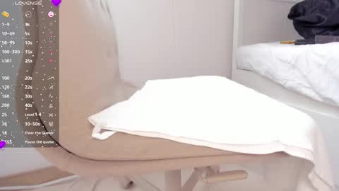 Lura online show from October 1, 2025, 12:22 pm