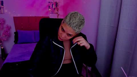 Laura Rose online show from September 30, 2025, 10:48 pm