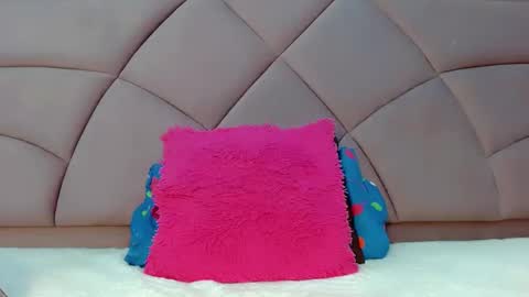 Laura online show from January 29, 2025, 11:09 am