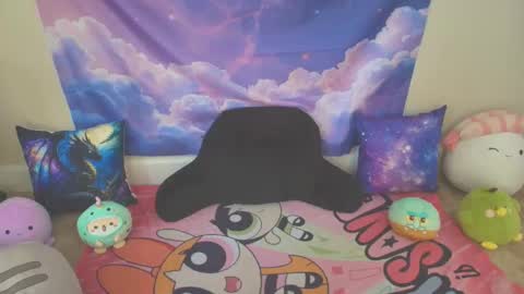 LauraChan online show from January 7, 2026, 4:31 pm