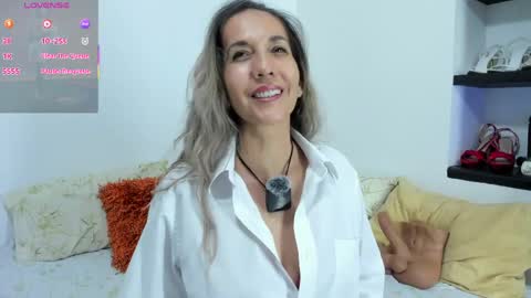 Laura online show from April 13, 2026, 5:13 am