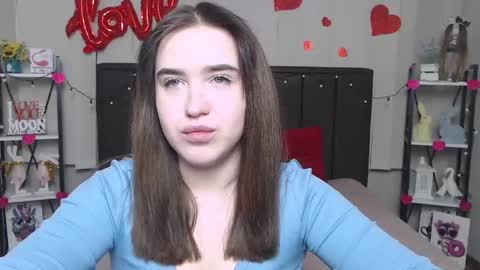 LauraHlot online show from February 26, 2025, 9:16 pm