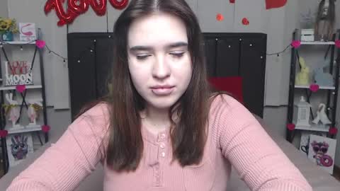 LauraHlot online show from March 3, 2025, 9:48 pm