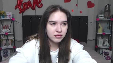 LauraHlot online show from March 7, 2025, 1:53 am