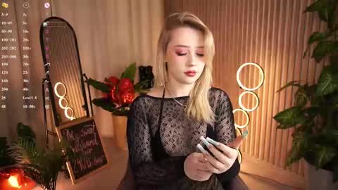  Laura  online show from February 18, 2026, 6:20 am