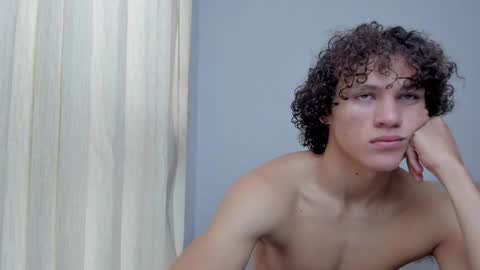 Snapshot of laureent__ chatting on December 29, 2024, 3:57 pm Laureent online show from December 29, 2024, 3:57 pm