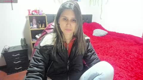 Lauren Independent model online show from December 1, 2025, 12:04 am