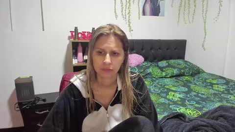 Snapshot of lauren_ashlee chatting on February 6, 2026, 2:09 pm Lauren Independent model online show from February 6, 2026, 2:09 pm