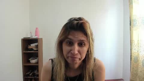 Snapshot of lauren_ashlee chatting on May 13, 2026, 2:36 pm Lauren Independent model online show from May 13, 2026, 2:36 pm