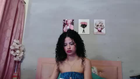 Sara online show from November 17, 2025, 12:11 pm