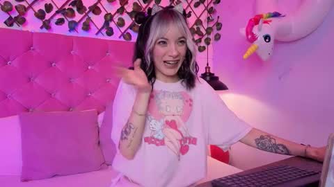 Lauren evans9 online show from March 8, 2026, 3:54 am