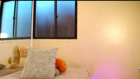 Snapshot of lauren_gil_ chatting on January 14, 2025, 11:05 pm    1      online show from January 14, 2025, 11:05 pm