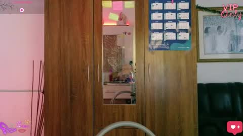 Lauren online show from March 14, 2026, 3:28 pm