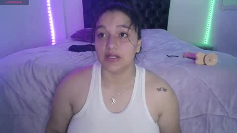 laurenkenner28_ online show from May 11, 2026, 6:38 pm
