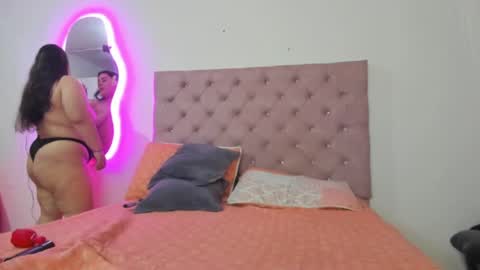 laurenlaine online show from March 8, 2025, 4:17 pm