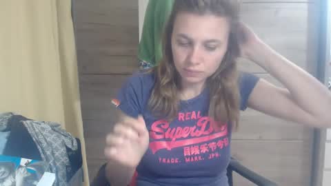 laurenmy online show from December 20, 2024, 7:07 pm