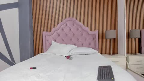 Lauren  online show from October 31, 2025, 1:56 pm