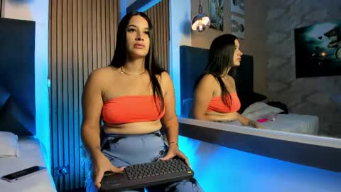 Snapshot of laurenthferrer chatting on June 7, 2026, 10:08 am laurenthferrer online show from June 7, 2026, 10:08 am