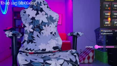 Snapshot of lauri_greeneyes1 chatting on December 28, 2024, 3:15 am ANA LAURA online show from December 28, 2024, 3:15 am