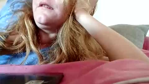 Snapshot of lauriehotxxx chatting on October 17, 2025, 3:25 pm lauriehotxxx online show from October 17, 2025, 3:25 pm
